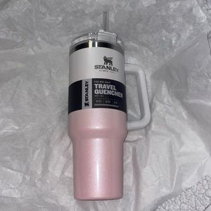Stanley 40oz Travel Quencher